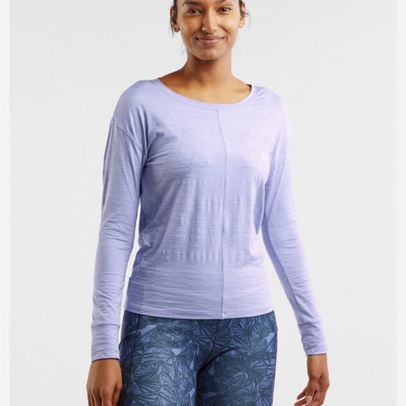 Title Nine Phoenix Pleat Back Long Sleeve Top - Picture 6 of 8